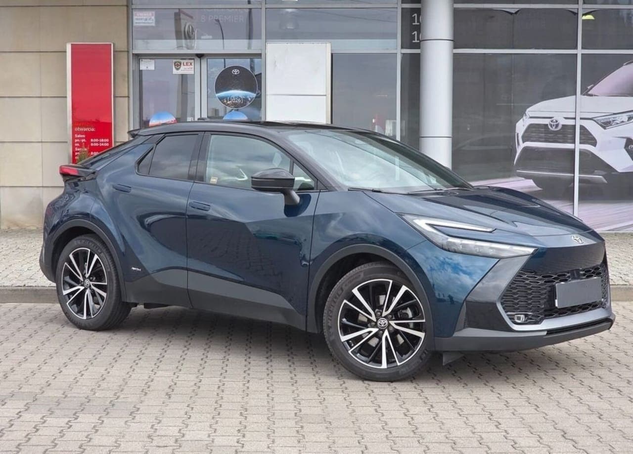 Toyota C-HR 2.0 Hybrid Dynamic Force Executive AWD 2025 - używany samochód w leasingu
