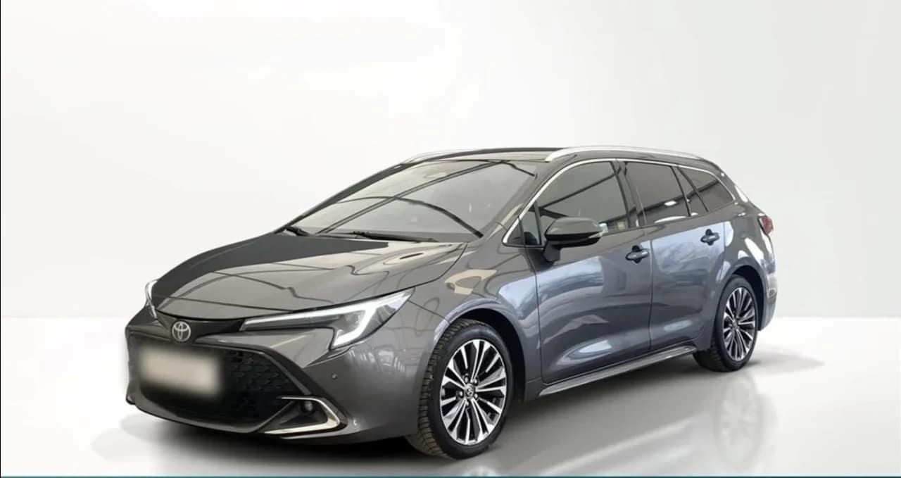 Toyota Corolla 1.8 Hybrid Style 2023 - używany samochód w leasingu
