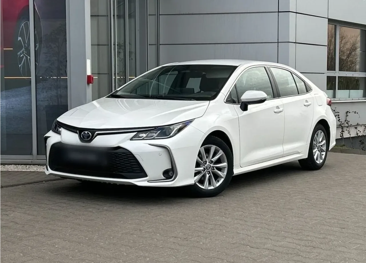 Toyota Corolla 1.8 Hybrid Comfort 2023 - вживаний автомобіль в лізингу