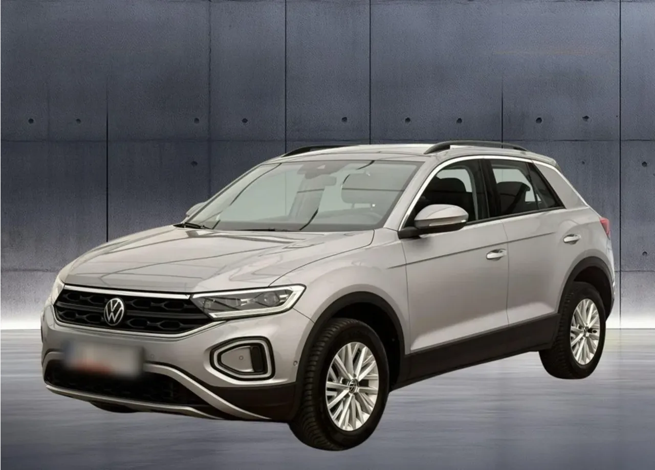 Volkswagen T-Roc 1.5 TSI Life DSG 2023 - used car for lease