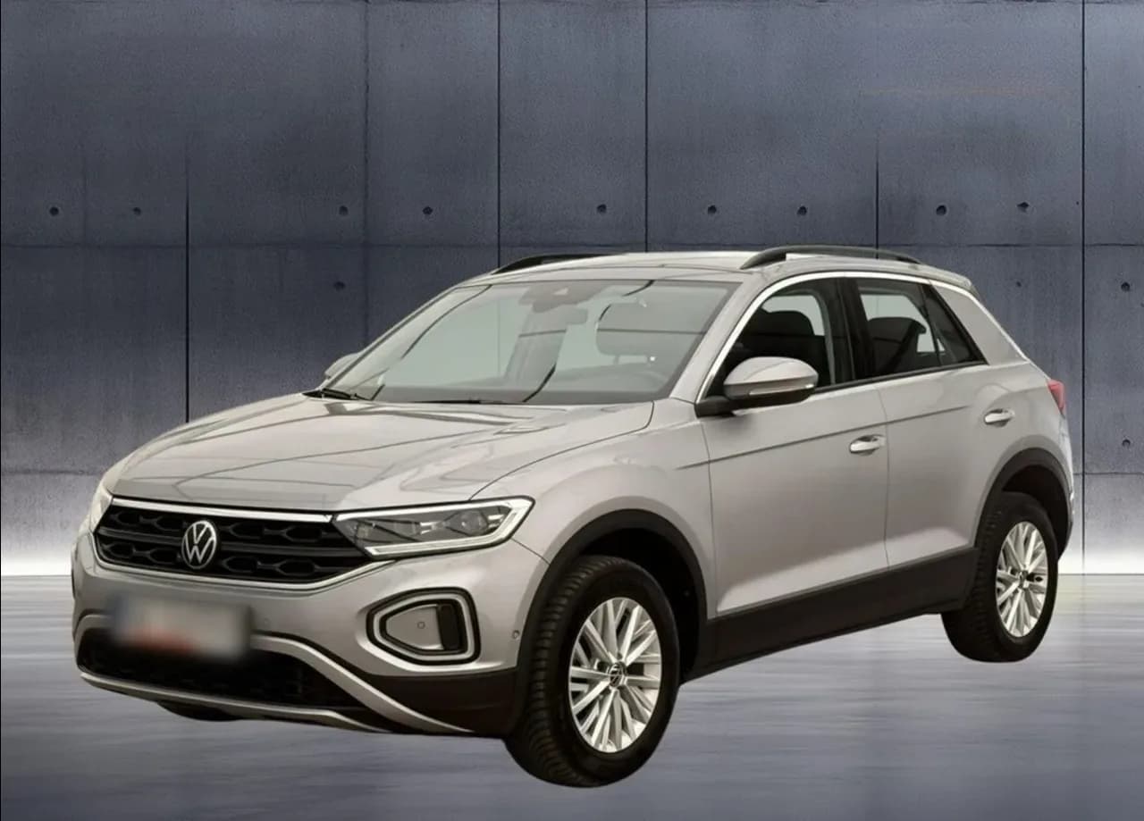 Volkswagen T-Roc 1.5 TSI Life DSG 2023 - używany samochód w leasingu