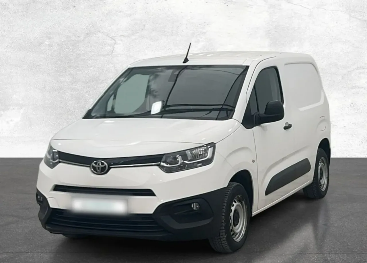 Toyota Proace City 1.5 D-4D Standard 2,3t Active 2022 - gebrauchtes Leasingfahrzeug