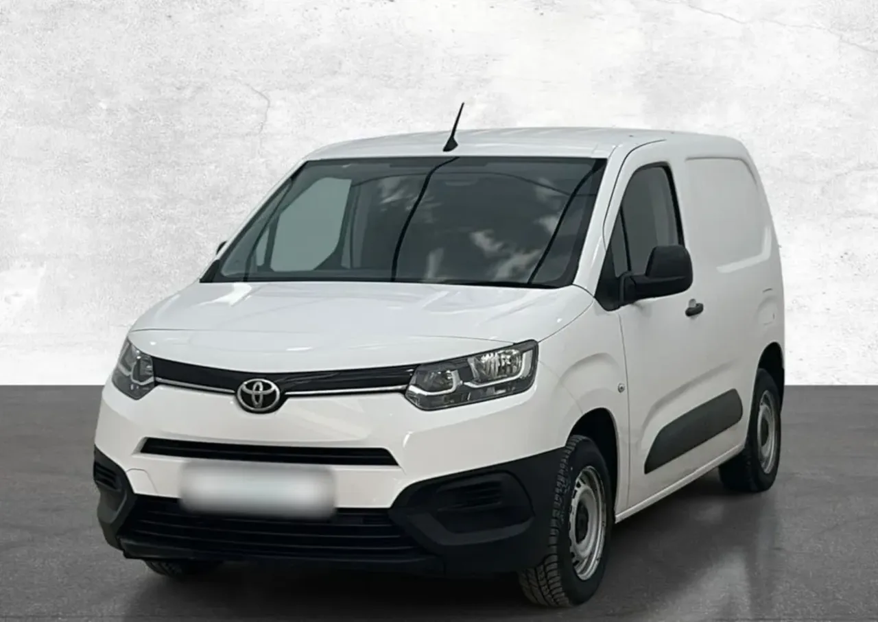 Toyota Proace City 1.5 D-4D Standard 2,0t Active 2022 - używany samochód w leasingu