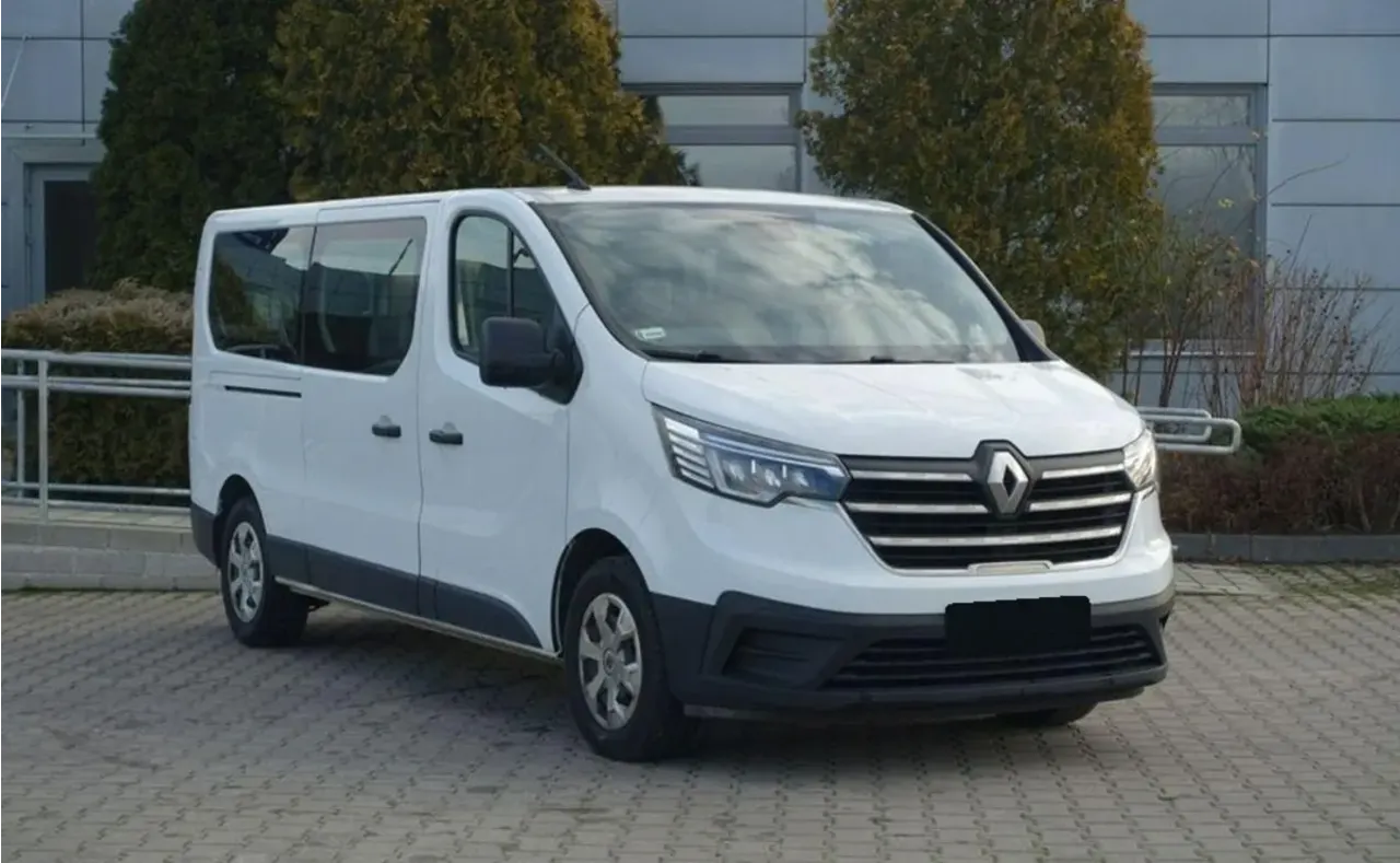 Renault Trafic Kombi 2.0 Blue dCi L2 Pack Clim 2022 - używany samochód w leasingu