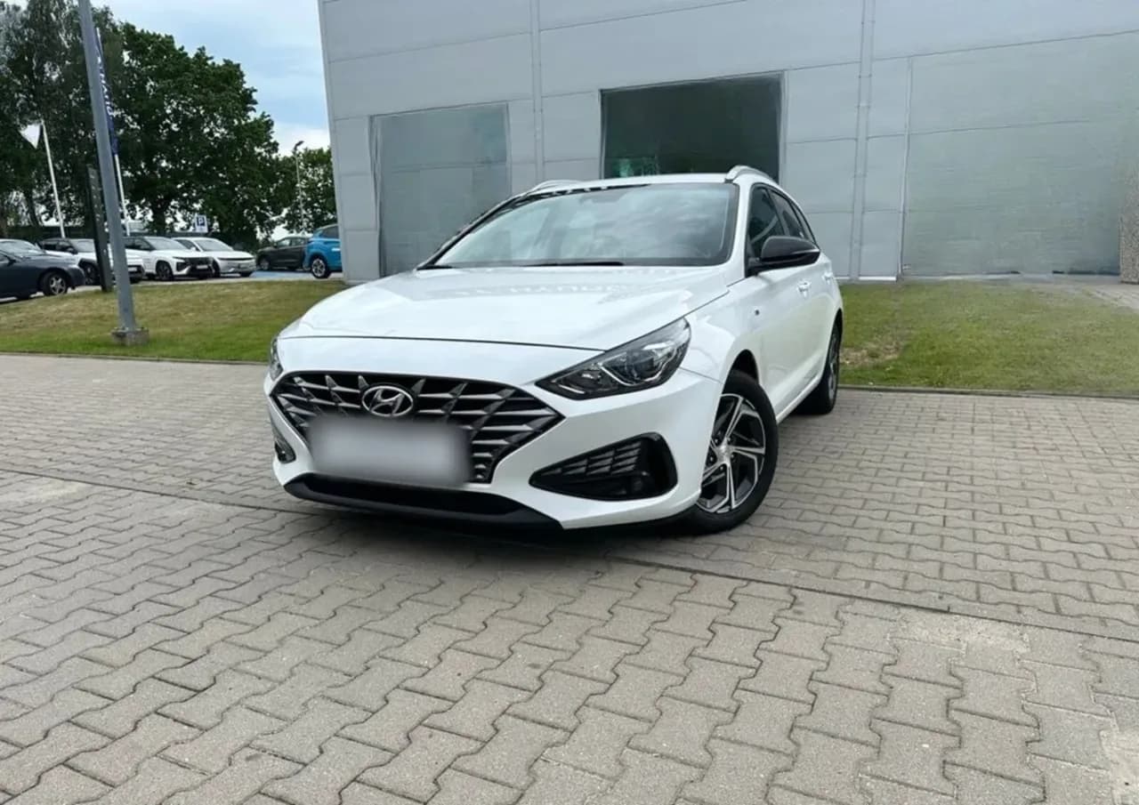 Hyundai i30 1.5 T-GDI 48V Smart 2024 - używany samochód w leasingu