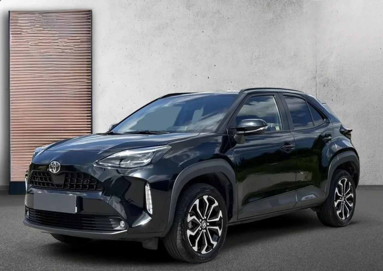 Toyota Yaris Cross Hybrid 1.5 Style AWD 2024 - używany samochód w leasingu