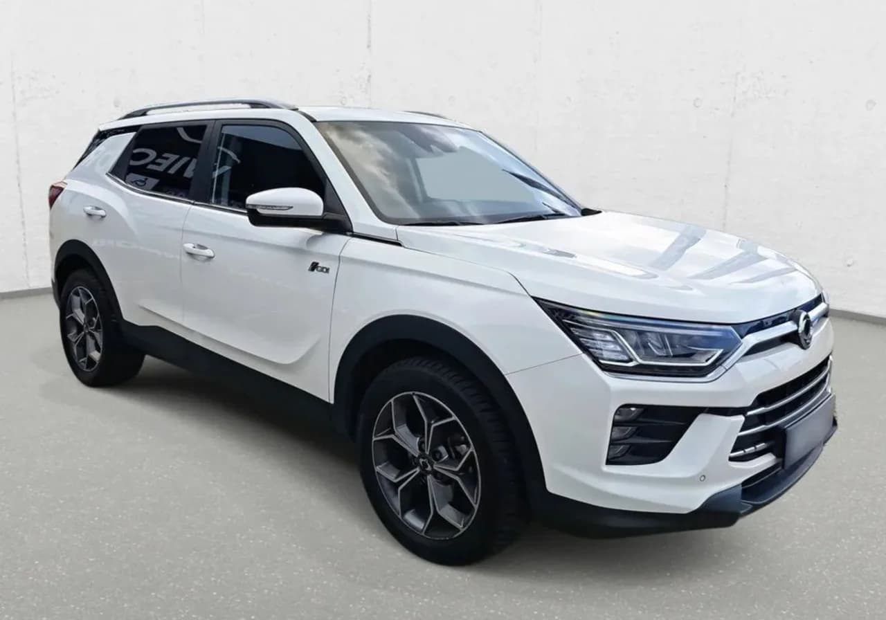 SsangYong Korando 1.5 T-GDI Quartz 2WD aut 2023 - używany samochód w leasingu