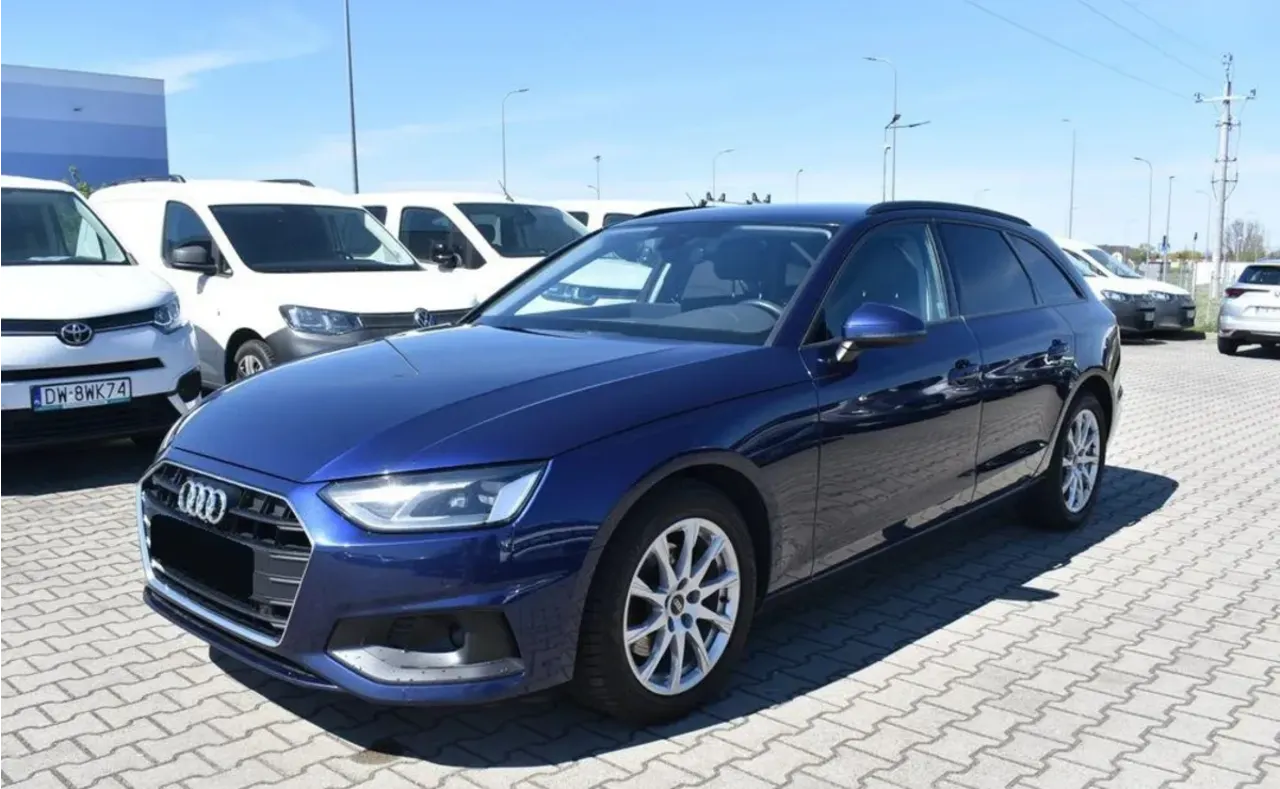 Audi A4 35 TDI mHEV S tronic 2023 - używany samochód w leasingu