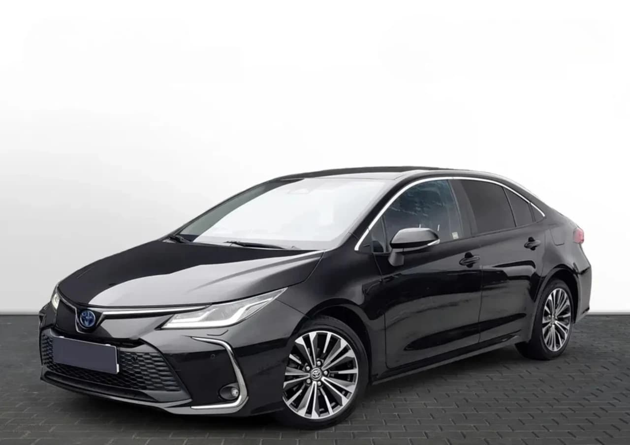 Toyota Corolla 1.8 Hybrid Style 2023 - używany samochód w leasingu