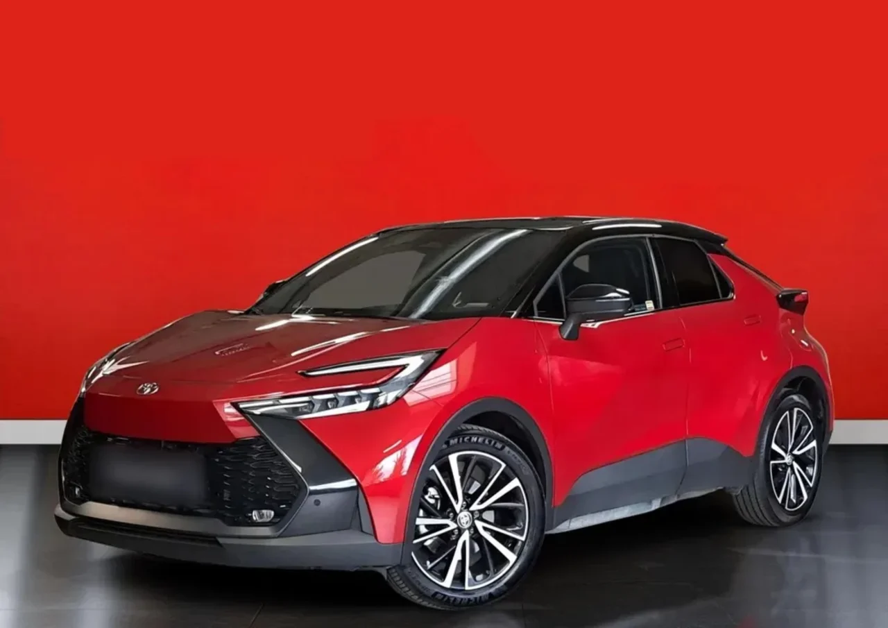 Toyota C-HR 2.0 PHEV Executive 2025 - używany samochód w leasingu