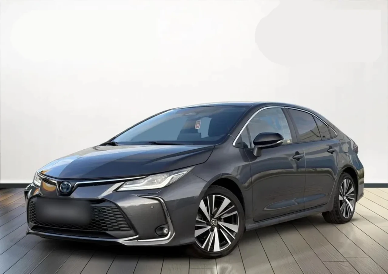Toyota Corolla 1.8 Hybrid Style 2025 - używany samochód w leasingu
