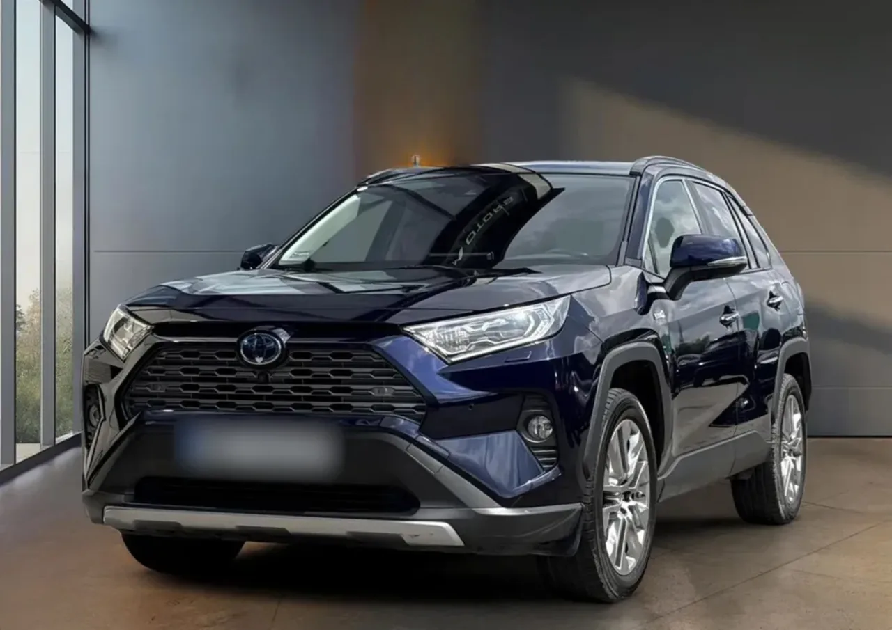 Toyota RAV4 2.5 Hybrid Executive 4x4 2021 - używany samochód w leasingu