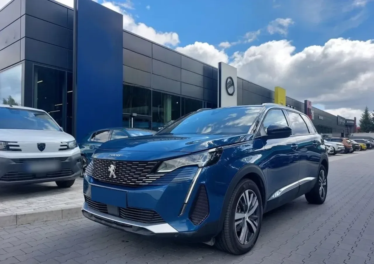 Peugeot 2008 1.2 PureTech Allure Pack S&S EAT8 2023 - вживаний автомобіль в лізингу