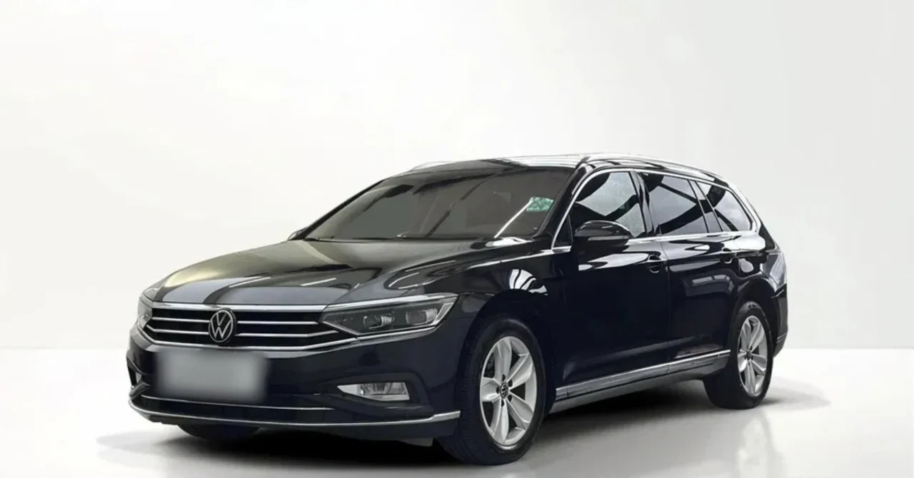 Volkswagen Passat 2.0 TDI EVO Elegance DSG 2023 - вживаний автомобіль в лізингу