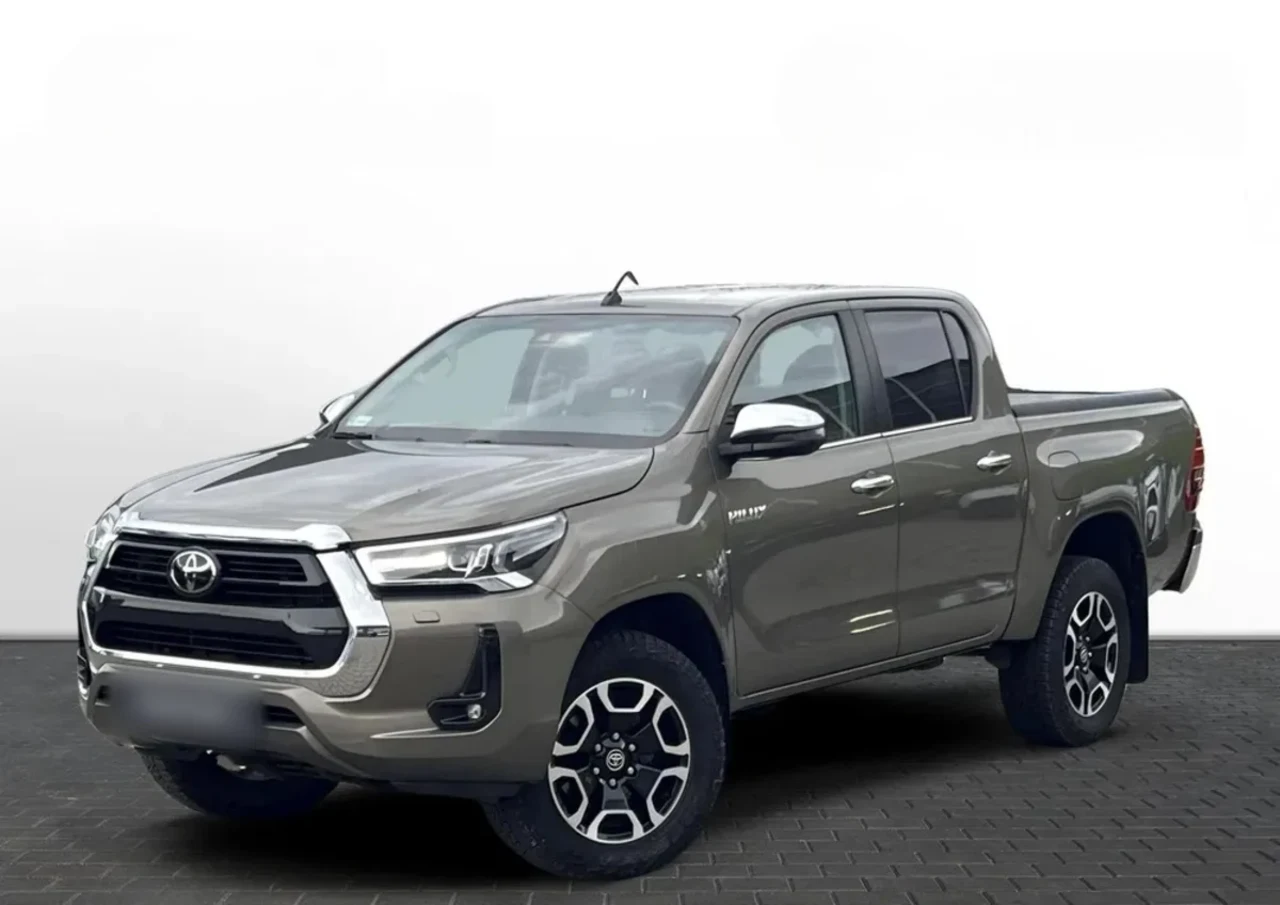 Toyota Hilux 2.8 D-4D Double Cab SR5 4x4 aut 2021 - używany samochód w leasingu