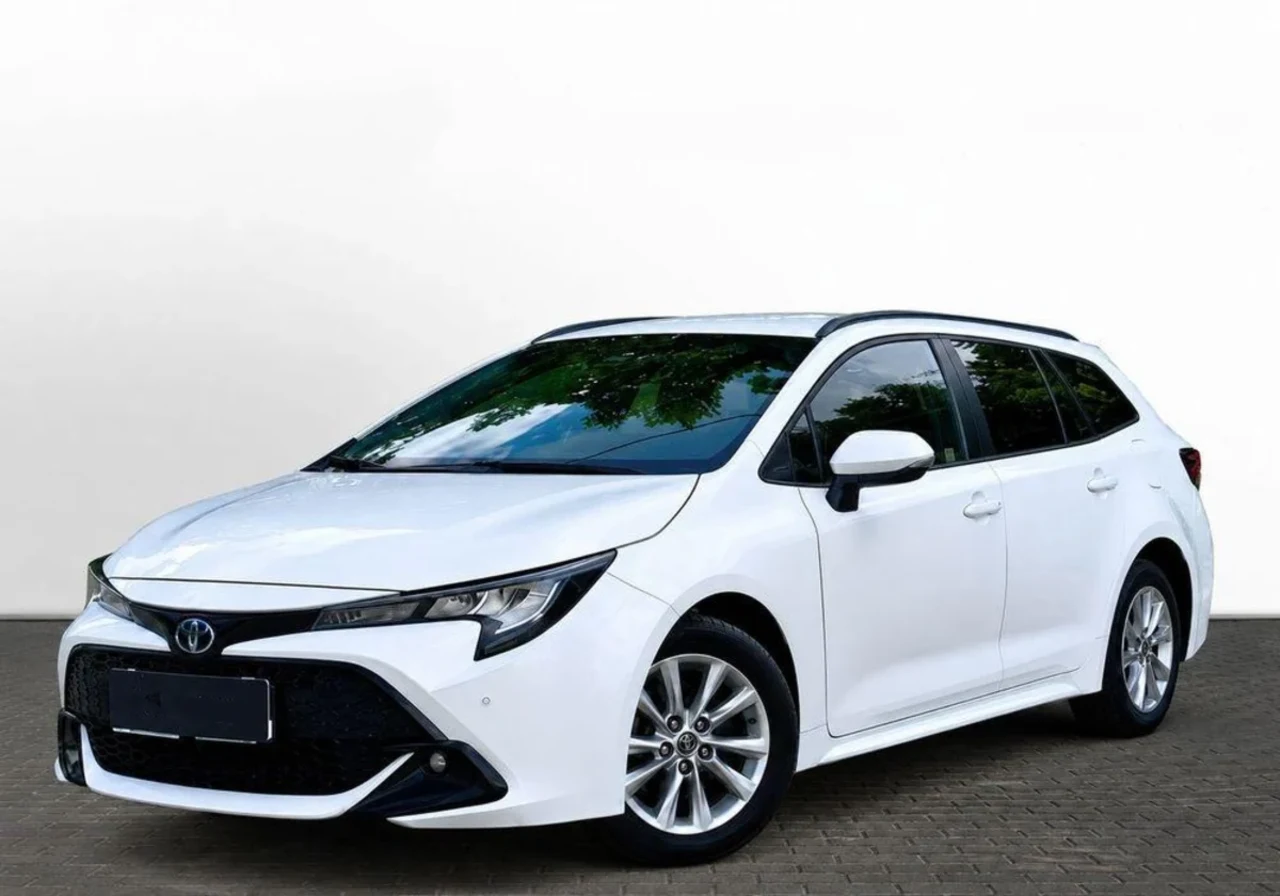 Toyota Corolla 1.8 Hybrid Comfort 2023 - używany samochód w leasingu