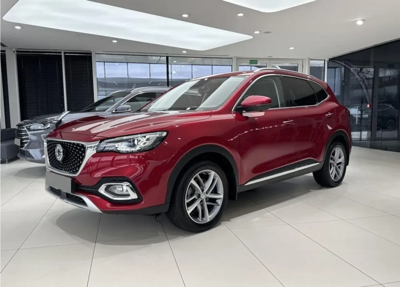 MG HS EHS 1.5 T-GDI (258 KM) Plug-in Hybrid Automatic Luxury