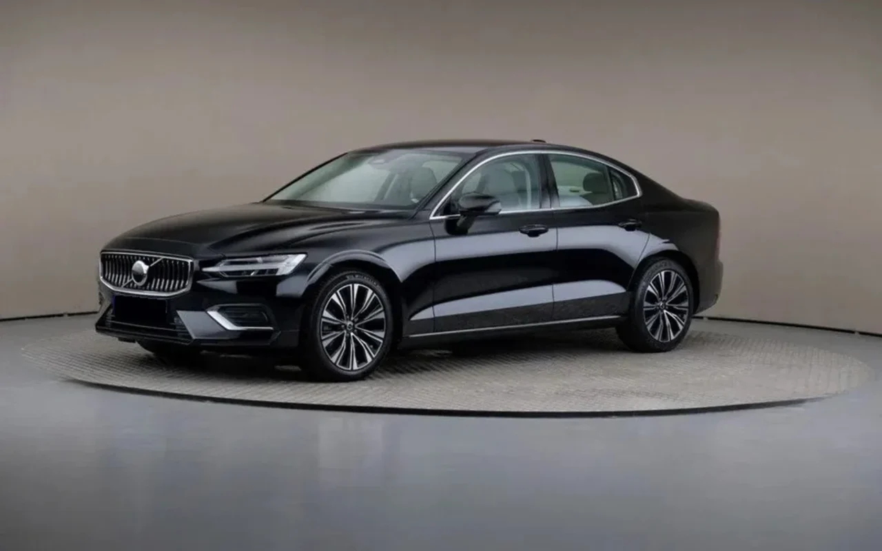 Volvo S60 B4 B Plus Bright aut 2023 - вживаний автомобіль в лізингу