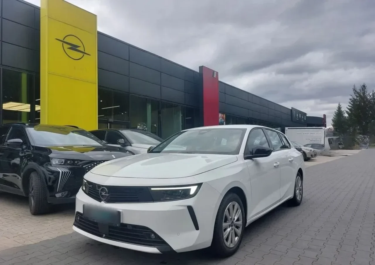 Opel Astra VI 1.2 T Edition S&S 2023 - gebrauchtes Leasingfahrzeug