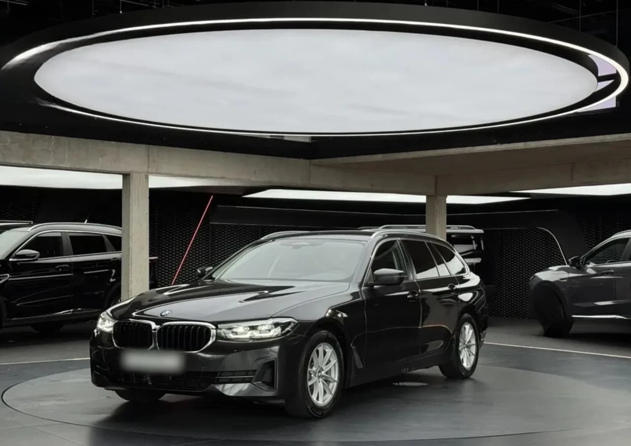 BMW Seria 5 520i mHEV aut 2022 - używany samochód w leasingu