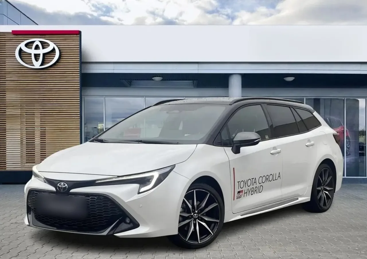 Toyota Corolla 2.0 Hybrid GR Sport 2025 - used car for lease