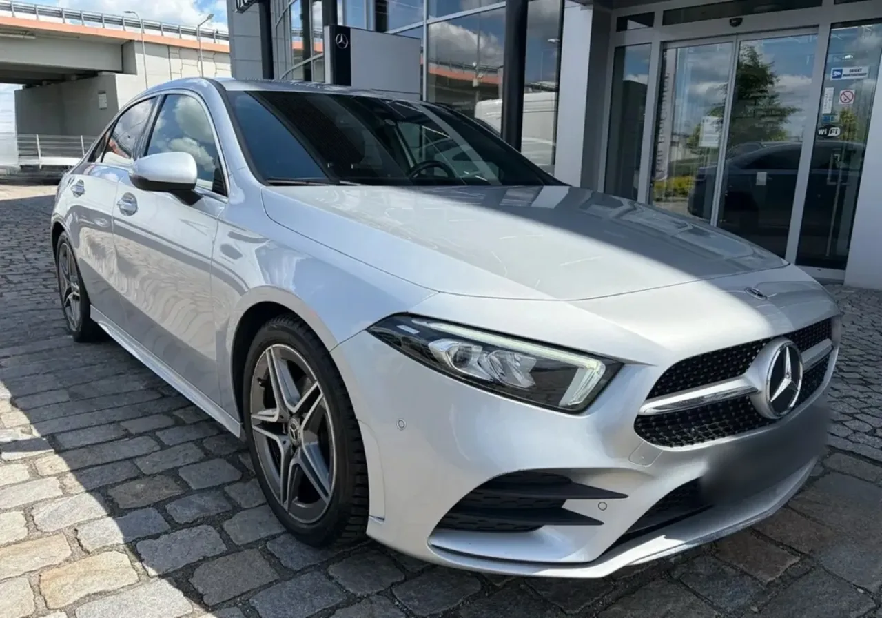 Mercedes-Benz Klasa A A 180 AMG Line 7G-DCT