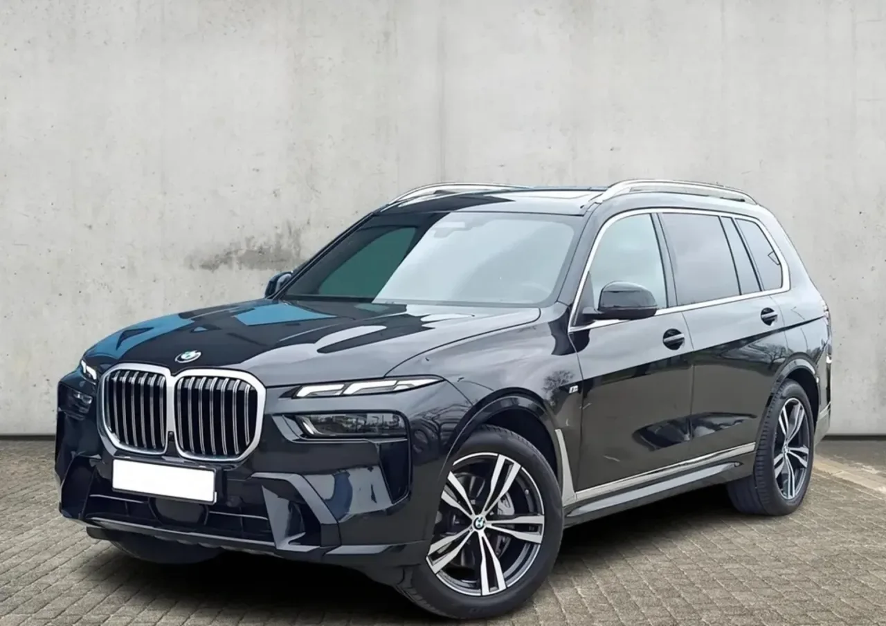 BMW X7 xDrive40i mHEV M Sport sport-aut 2025 - używany samochód w leasingu