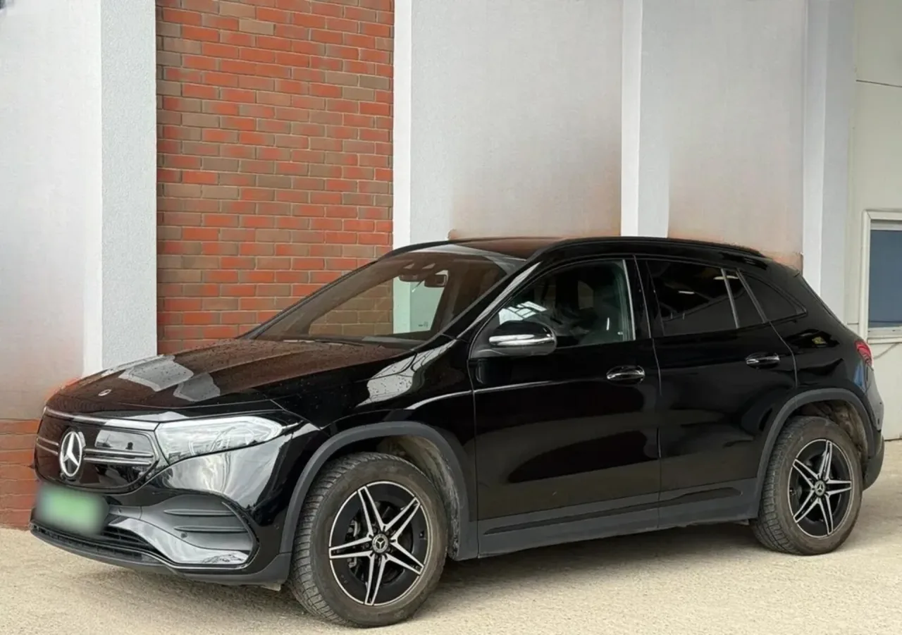 Mercedes-Benz EQA 350 4-Matic AMG Line 2023 - used car for lease
