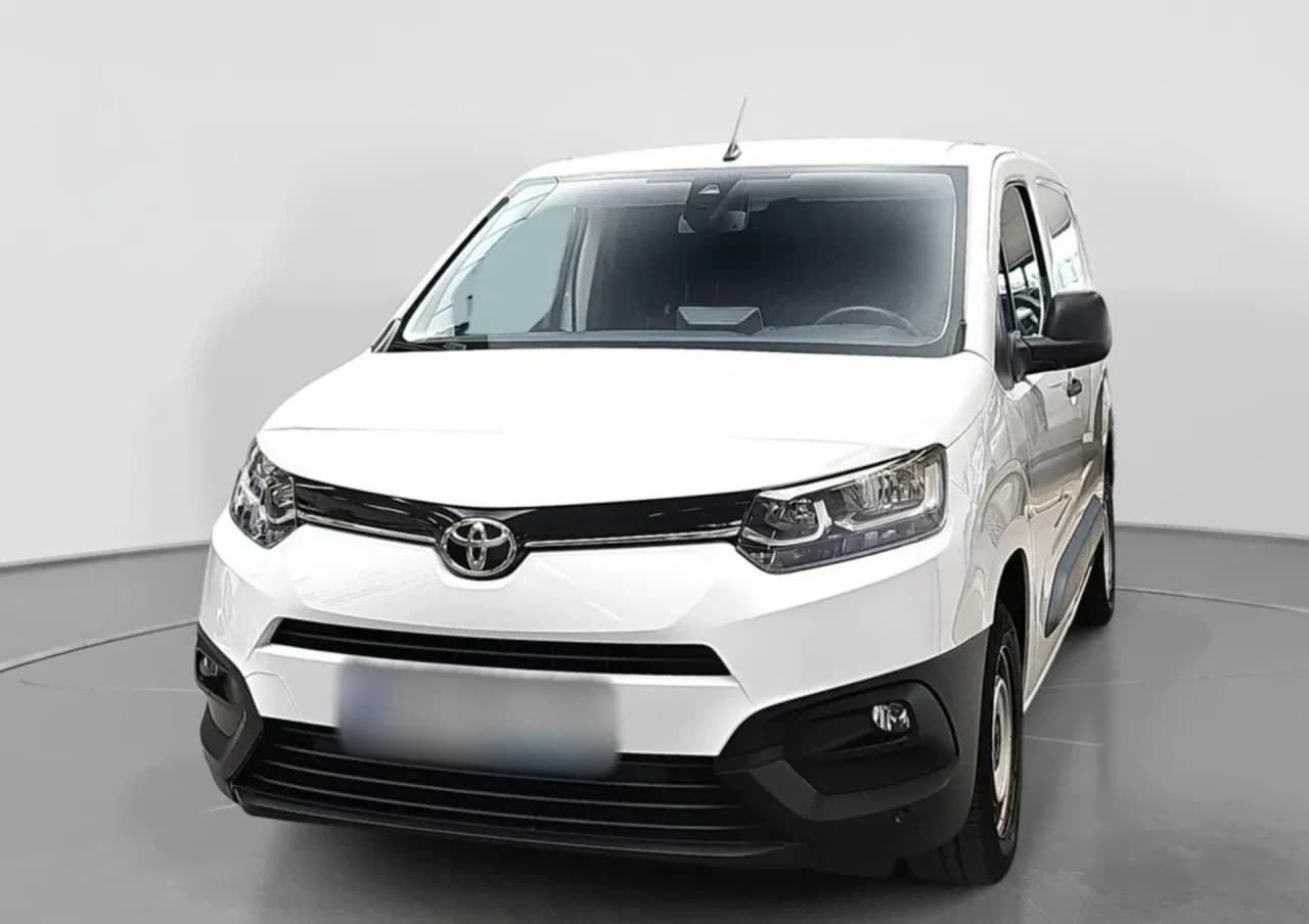Toyota Proace City 1.2 D-4T Standard 2,3t Active 2023 - używany samochód w leasingu