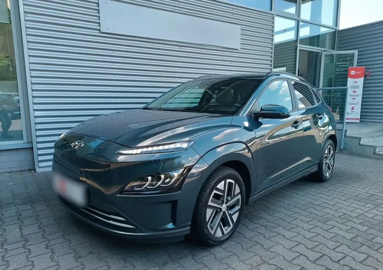 Hyundai Kona Electric 64kWh Executive 2023 - gebrauchtes Leasingfahrzeug