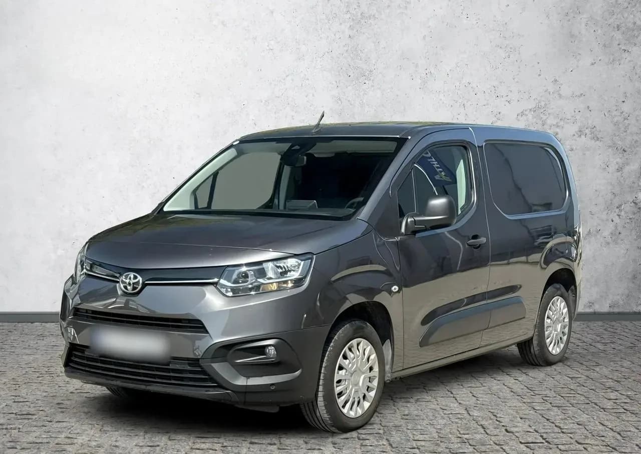Toyota Proace City 1.5 D-4D Standard 2,0t Active 2023 - używany samochód w leasingu