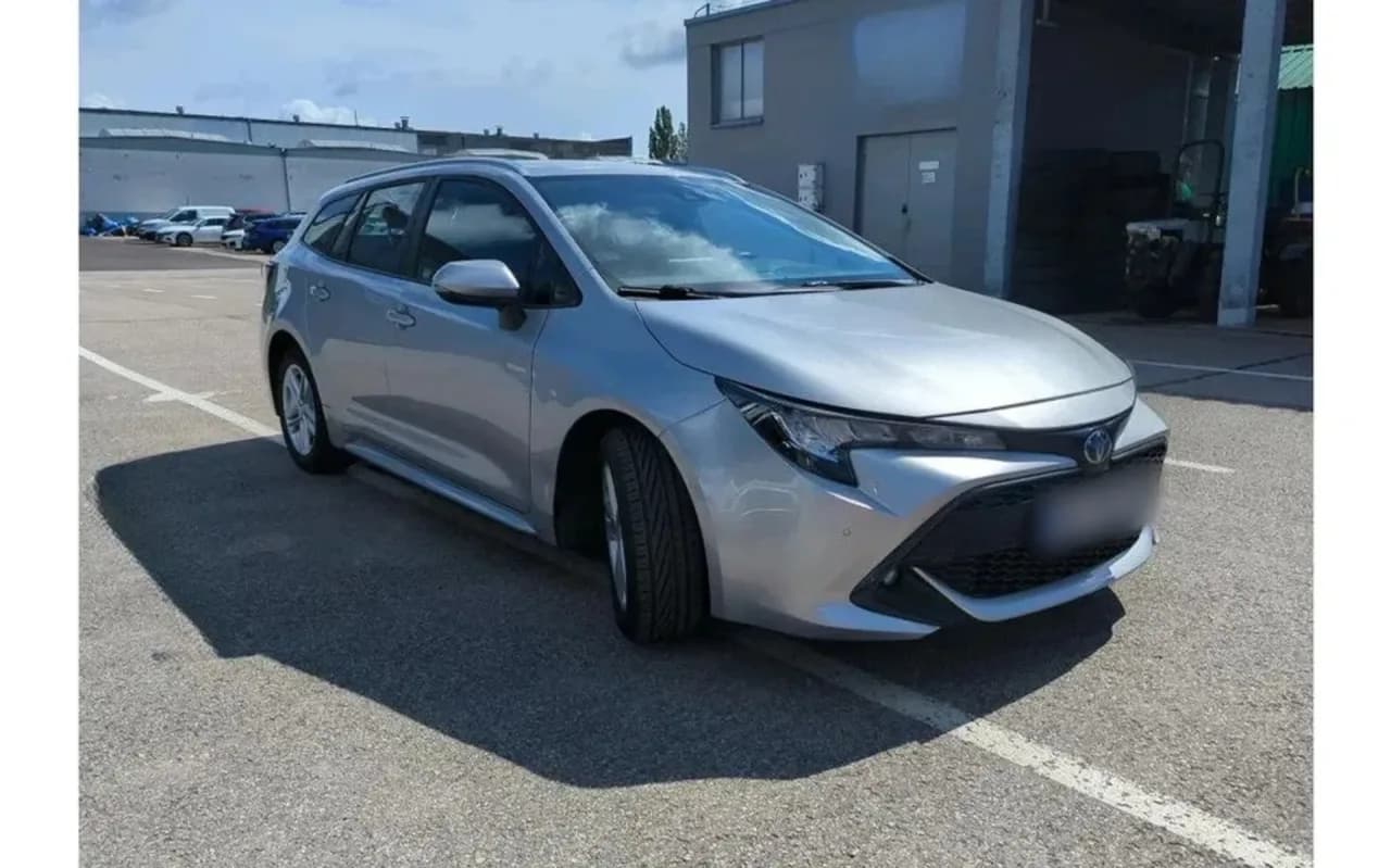Toyota Corolla 1.8 Hybrid GPF Comfort 2022 - вживаний автомобіль в лізингу