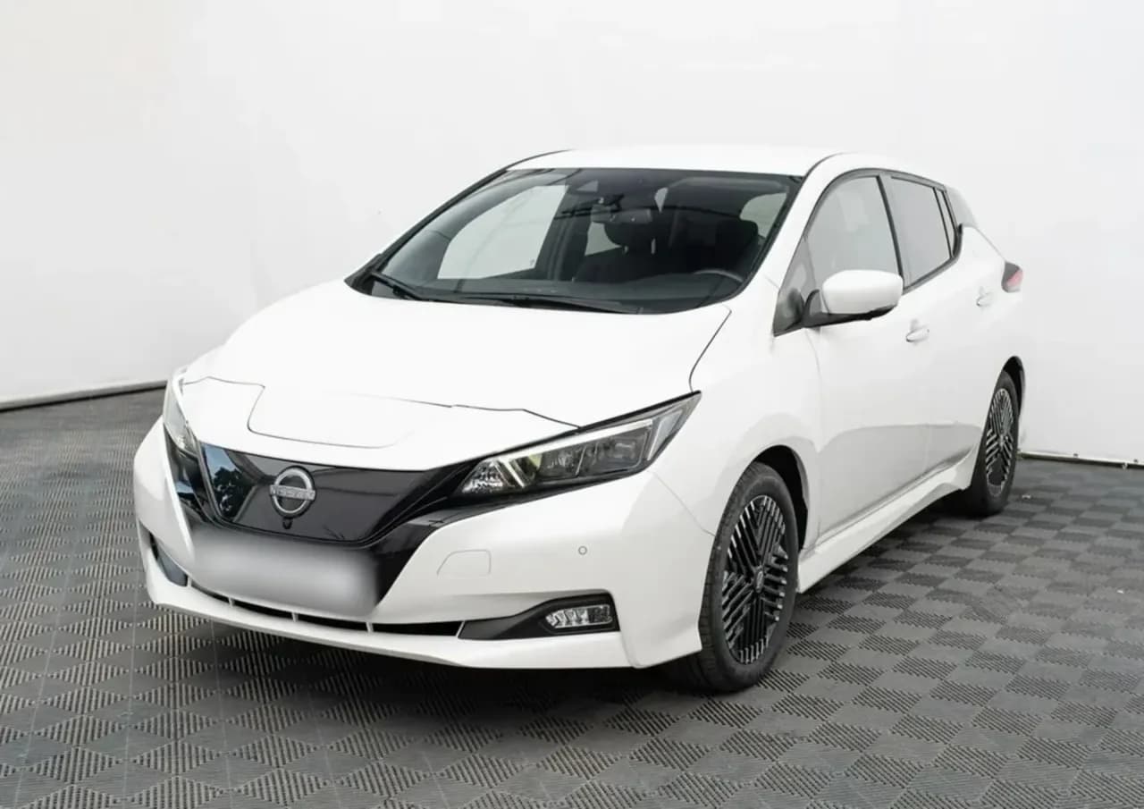 Nissan Leaf 40kWh N-Connecta 2023 - używany samochód w leasingu