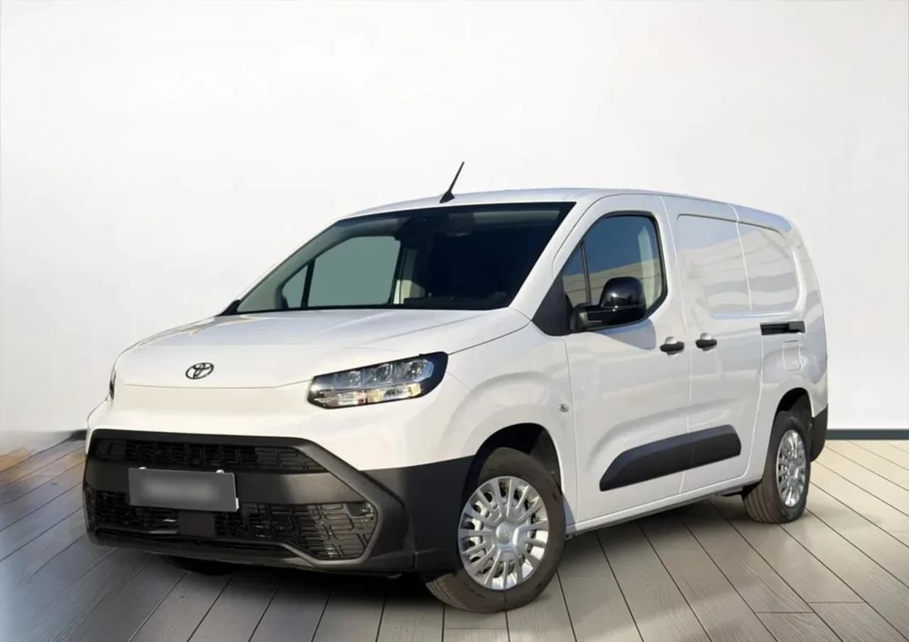 Toyota Proace City 1.5 D-4D Long 2,4t Active 2025 - używany samochód w leasingu