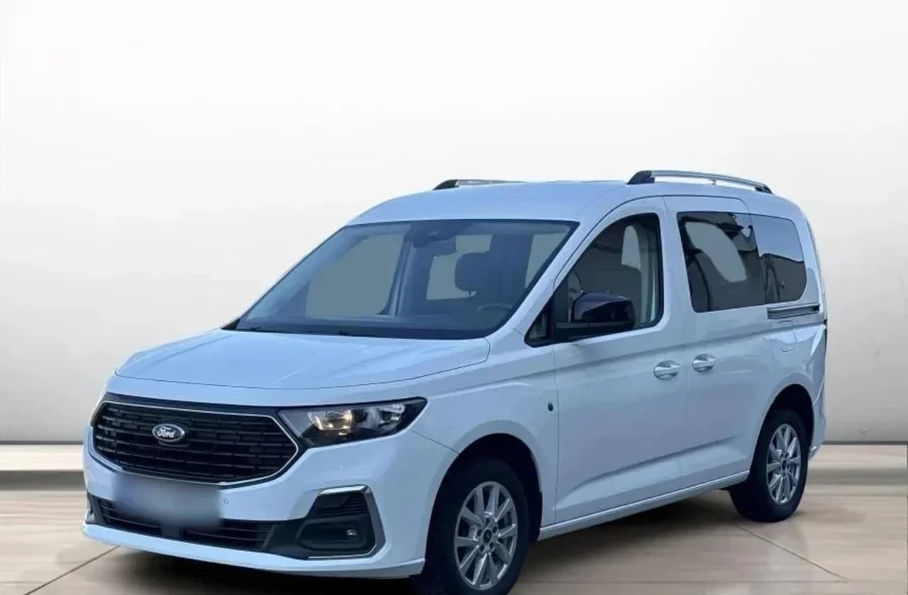 Ford Tourneo Connect 2.0 EcoBlue Titanium 2023 - używany samochód w leasingu