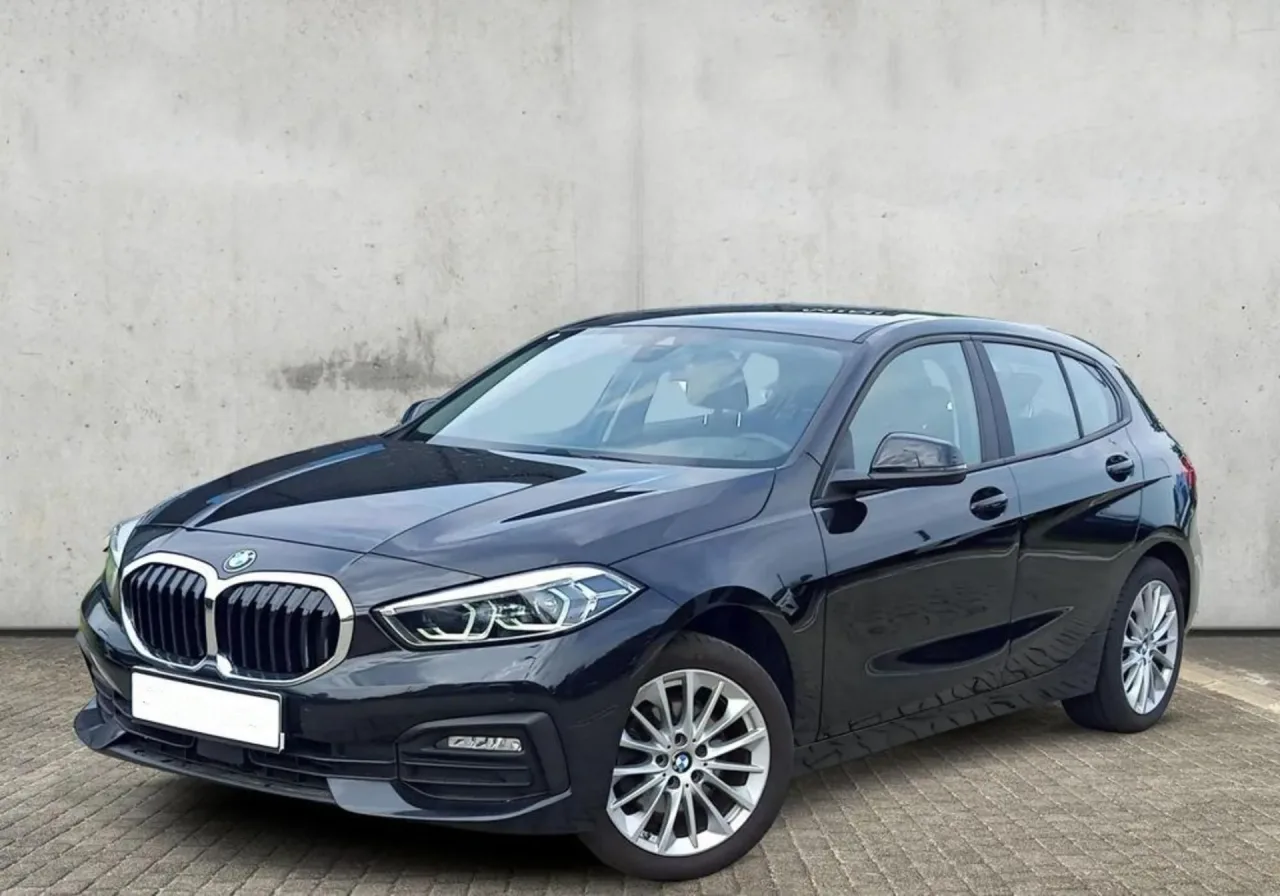 BMW Seria 1 118i Advantage aut 2023 - gebrauchtes Leasingfahrzeug