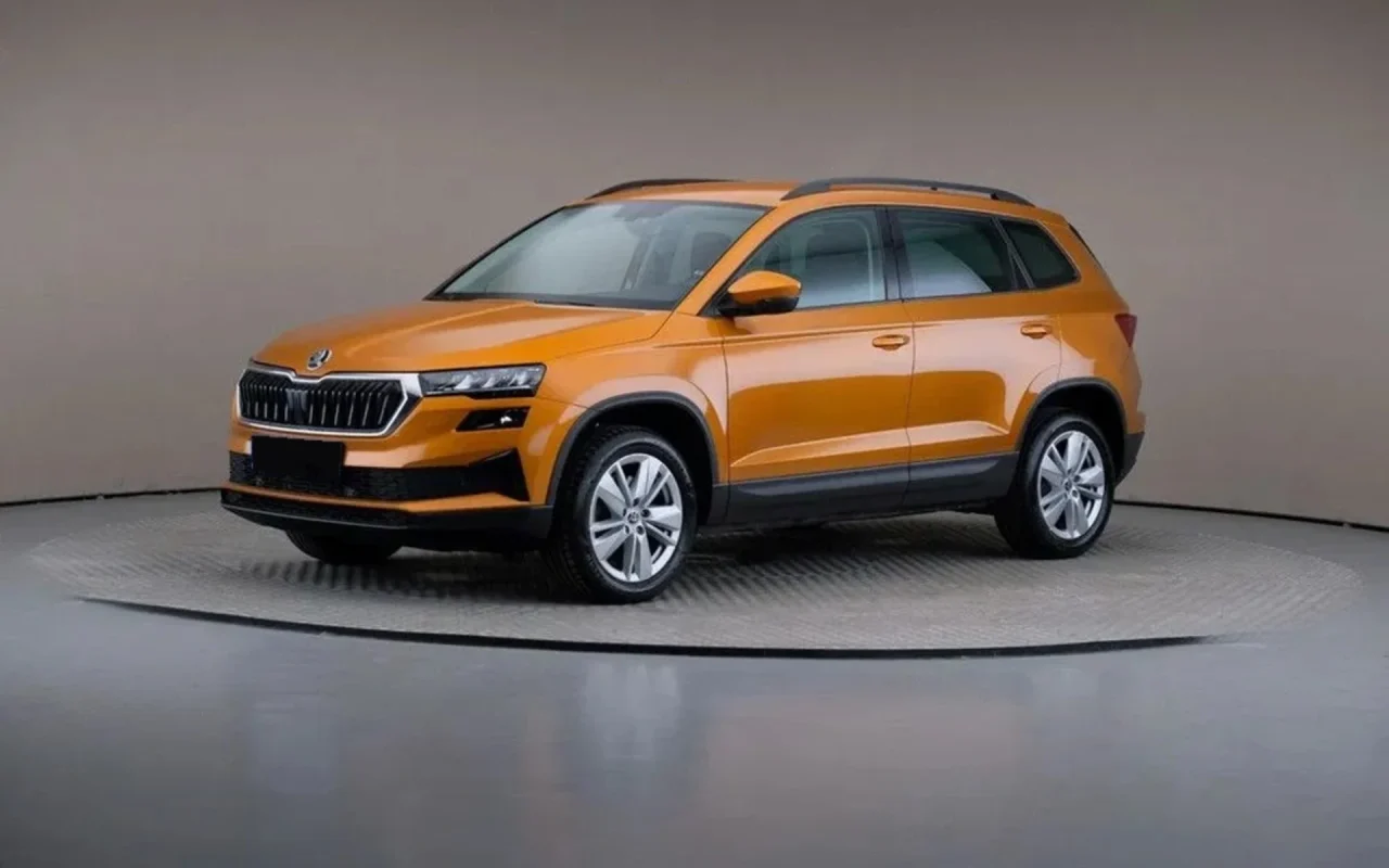 Skoda Karoq 1.5 TSI ACT Ambition DSG 2023 - używany samochód w leasingu