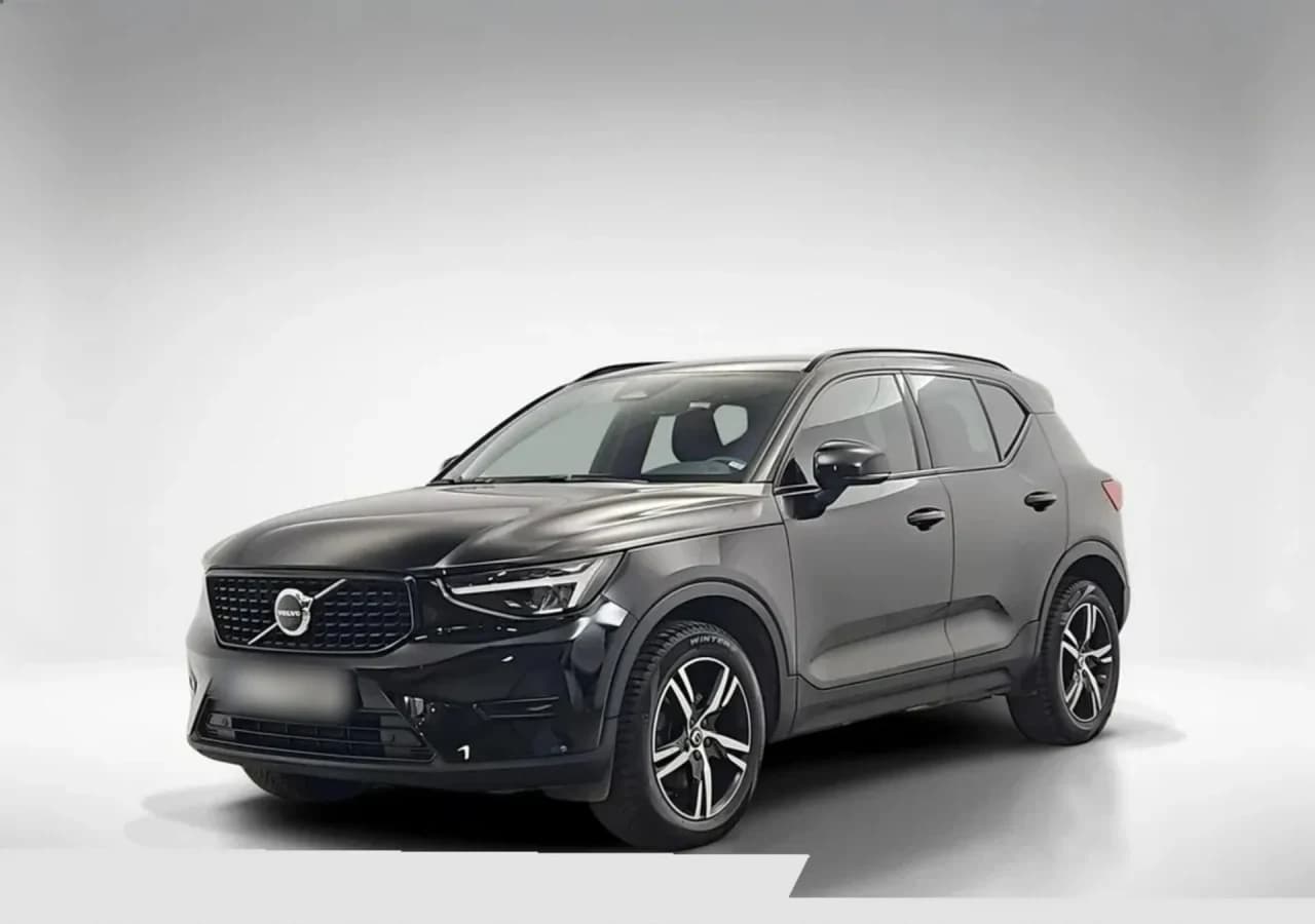 Volvo XC 40 B3 Plus Dark aut 2022 - używany samochód w leasingu