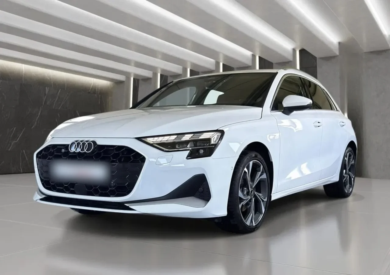 Audi A3 35 TFSI mHEV S tronic 2025 - używany samochód w leasingu