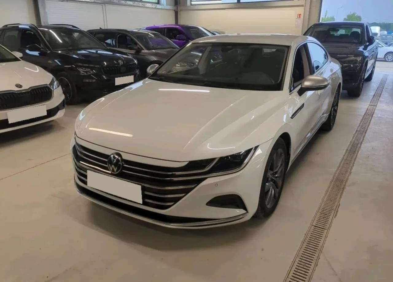 Volkswagen Arteon 1.5 TSI Elegance 2022 - używany samochód w leasingu