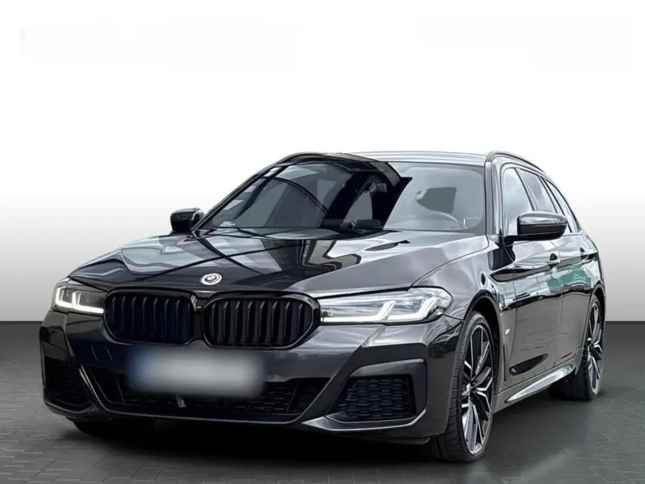 BMW Seria 5 530i xDrive mHEV M Sport sport-aut 2022 - gebrauchtes Leasingfahrzeug