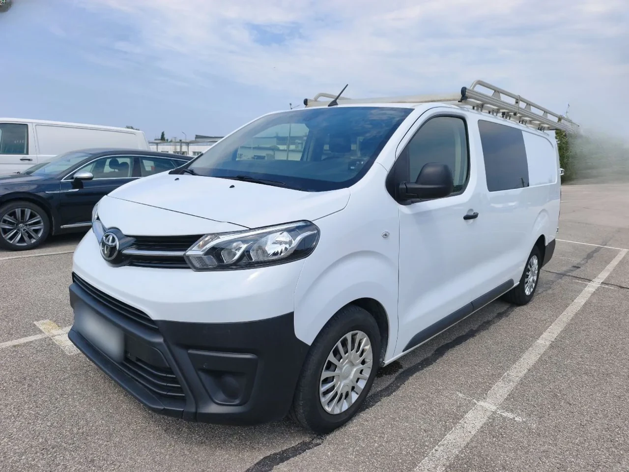 Toyota ProAce 2.0 D-4D Long 3,1t Active (bryg.) 2023 - вживаний автомобіль в лізингу