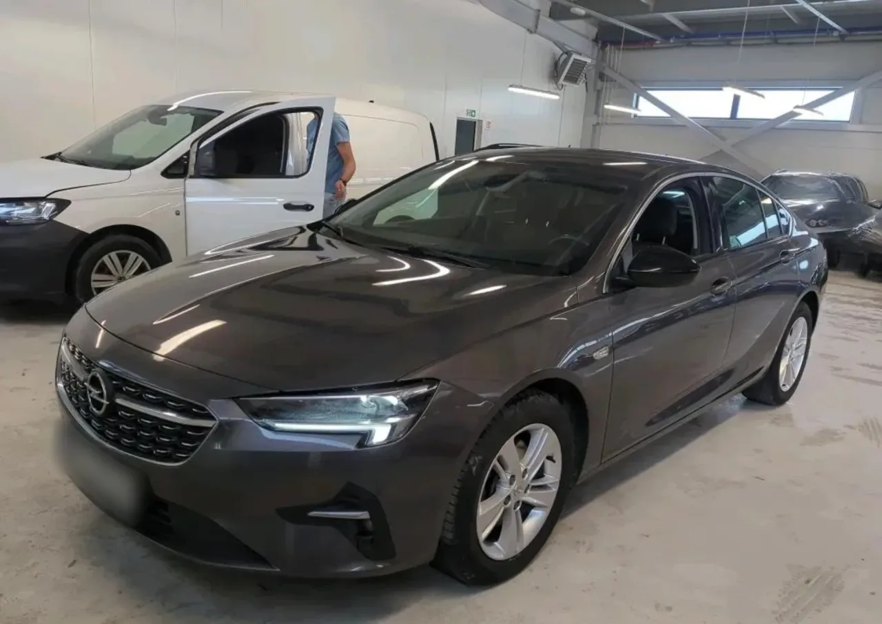 Opel Insignia 2.0 CDTI Elegance S&S aut 2022 - używany samochód w leasingu