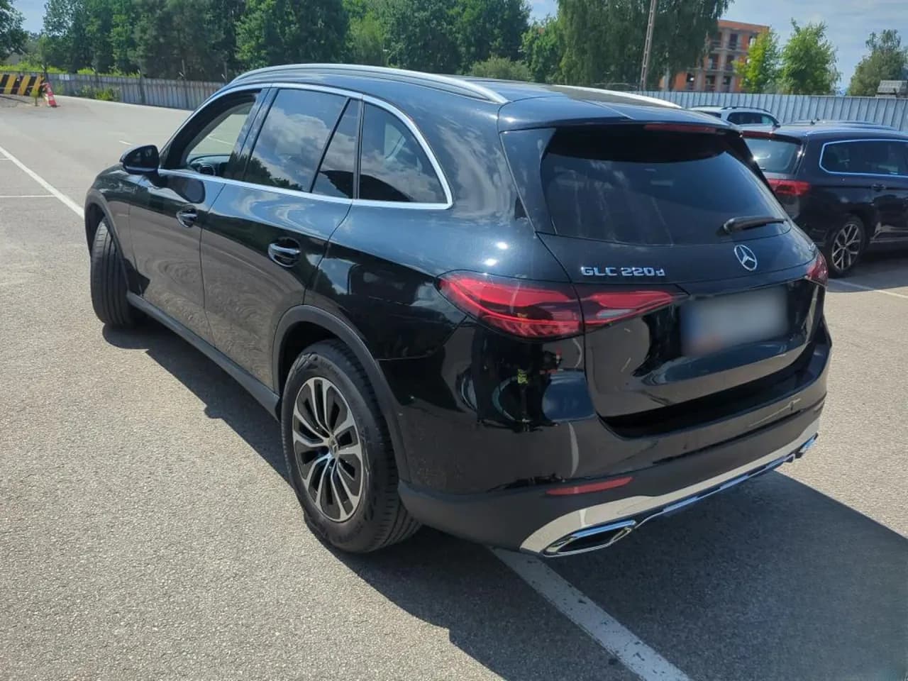 Mercedes-Benz GLC 220 d mHEV 4-Matic Avantgarde 2023 - używany samochód w leasingu