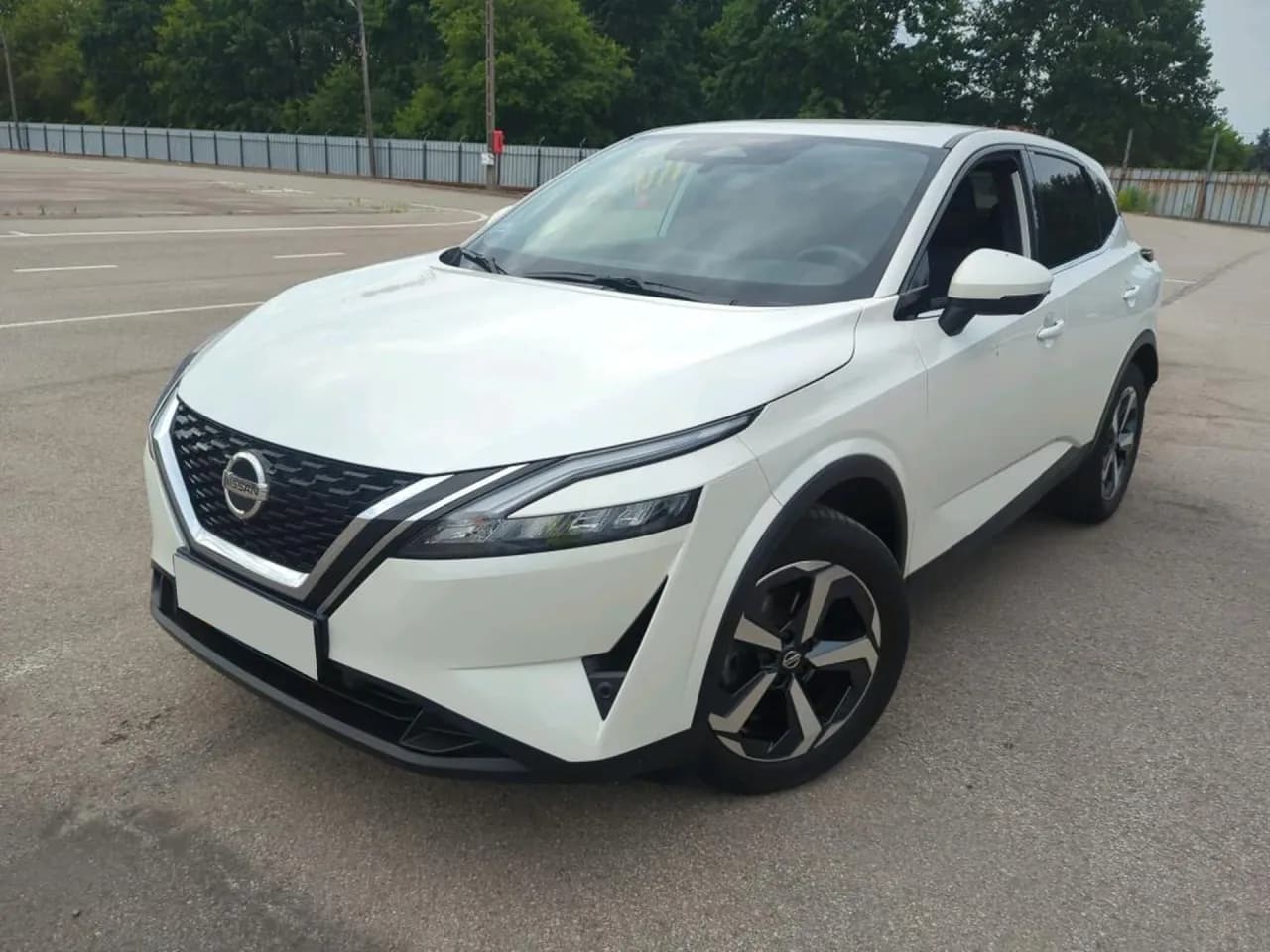 Nissan Qashqai 1.3 DIG-T mHEV N-Connecta Xtronic 2022 - używany samochód w leasingu