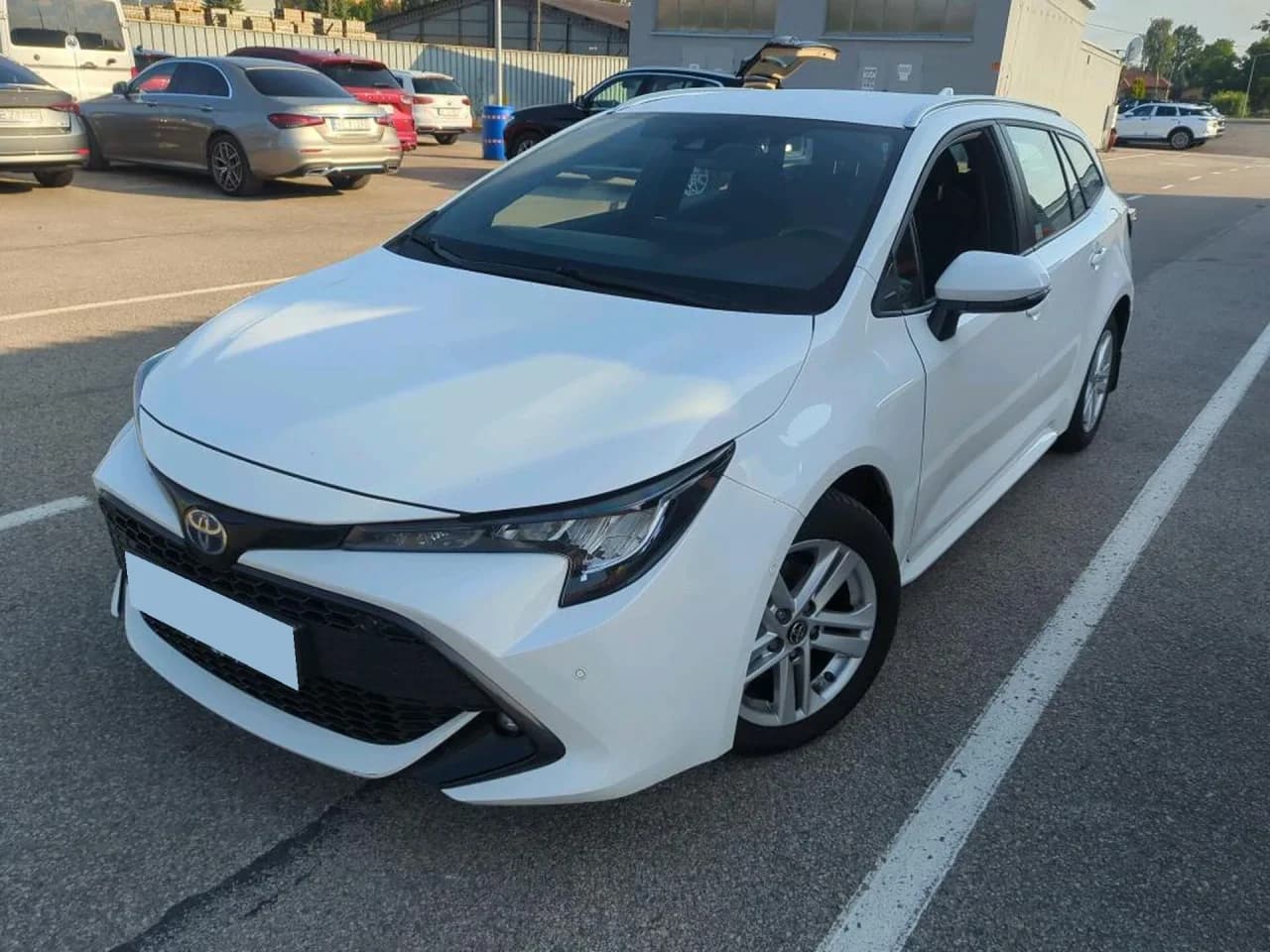 Toyota Corolla 1.8 Hybrid GPF Comfort 2022 - używany samochód w leasingu
