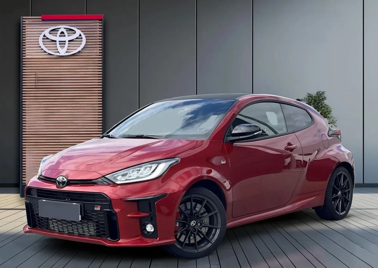Toyota Yaris GR Yaris 1.6 Dynamic 2024 - używany samochód w leasingu