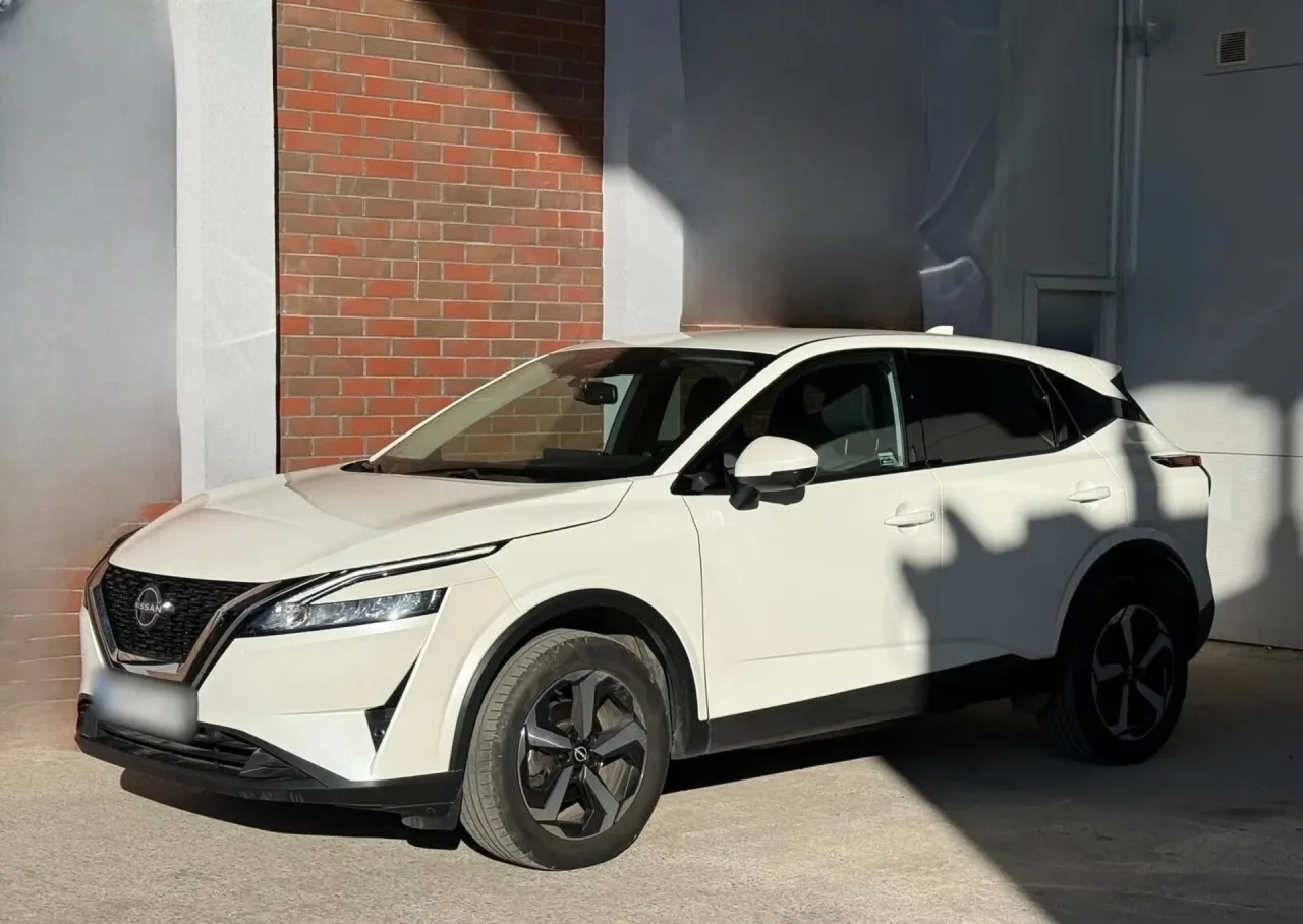 Nissan Qashqai 1.3 DIG-T mHEV N-Connecta Xtronic 2023 - gebrauchtes Leasingfahrzeug