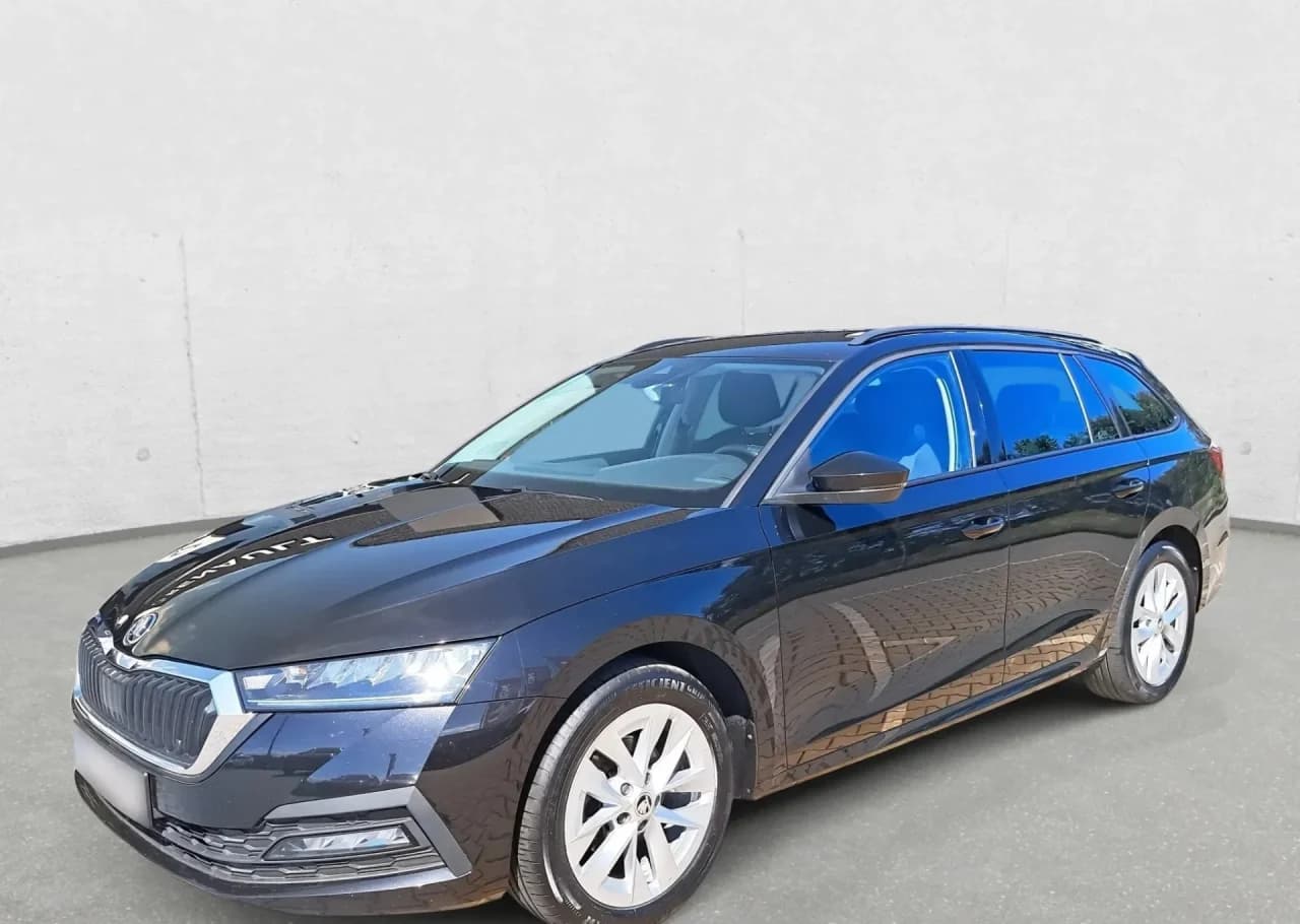 Skoda Octavia 1.5 TSI e-Tec Ambition DSG 2022 - używany samochód w leasingu