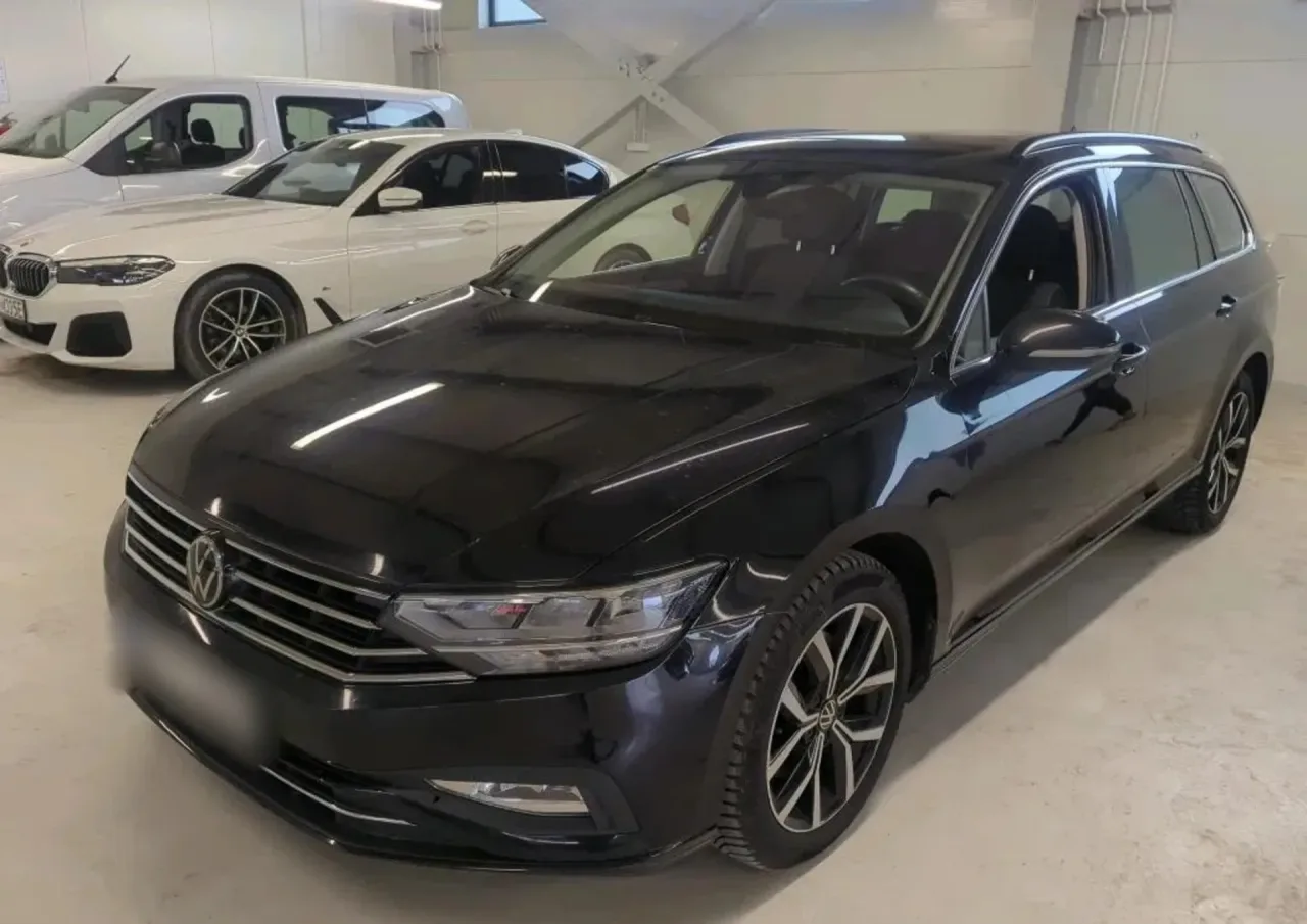 Volkswagen Passat 2.0 TDI EVO Business 2022 - używany samochód w leasingu